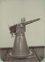5.7 cm rapid fire cannon L 25 in trestle pivot laffete = Canon à tir rapide de 57 m/m L 25 sur affût-chandelier
